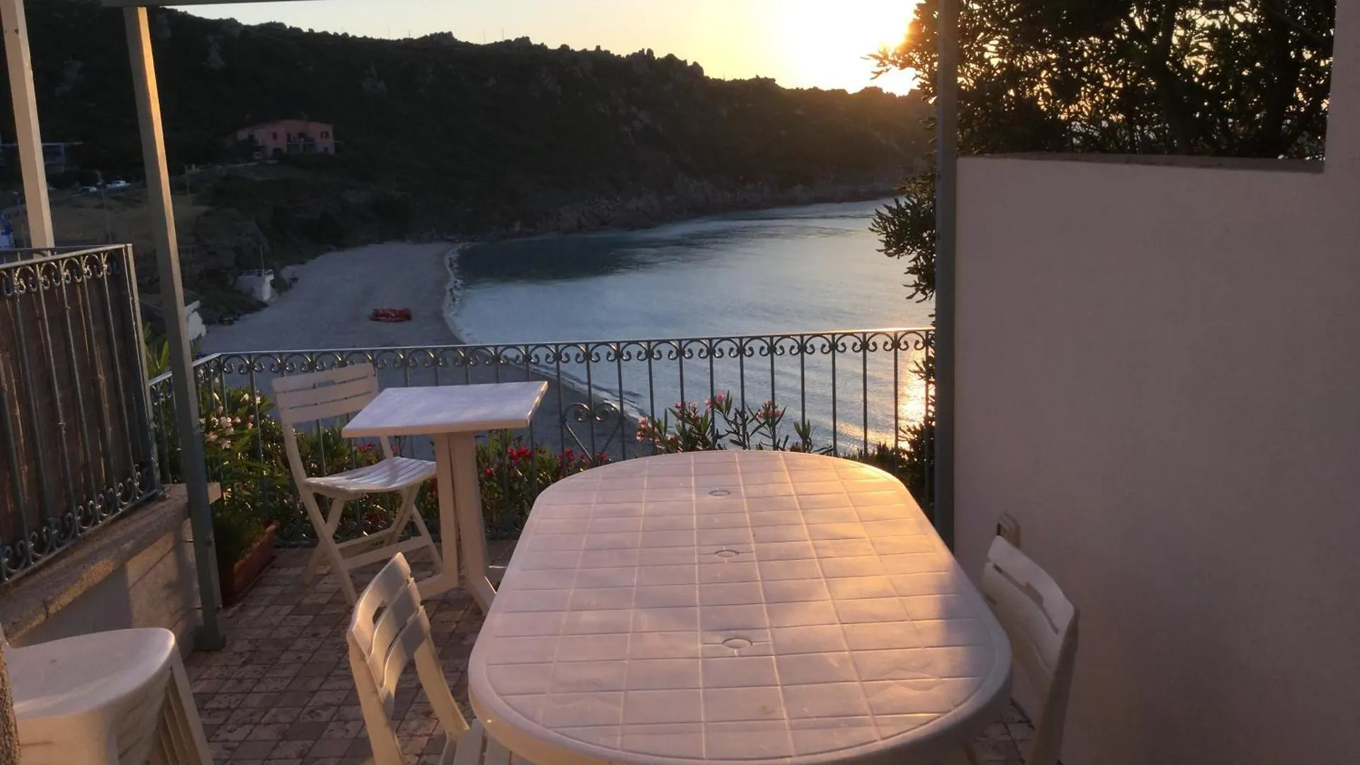 La Chiglia Bianca - Villa Intera Santa Teresa Gallura Italy